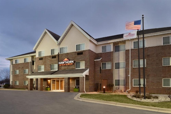 Hawthorn Extended Stay by Wyndham Oak Creek image 9